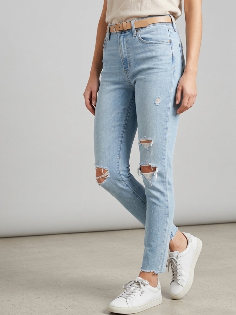 Levi’s Mile High Super Skinny Jeans Stretch Ripped Distressed Light Wash Size 32